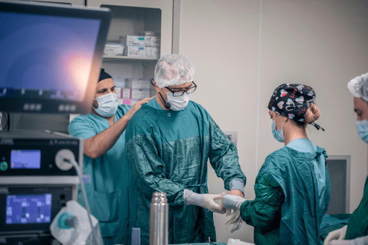 Qué cirugías cubre el seguro de gastos médicos mayores